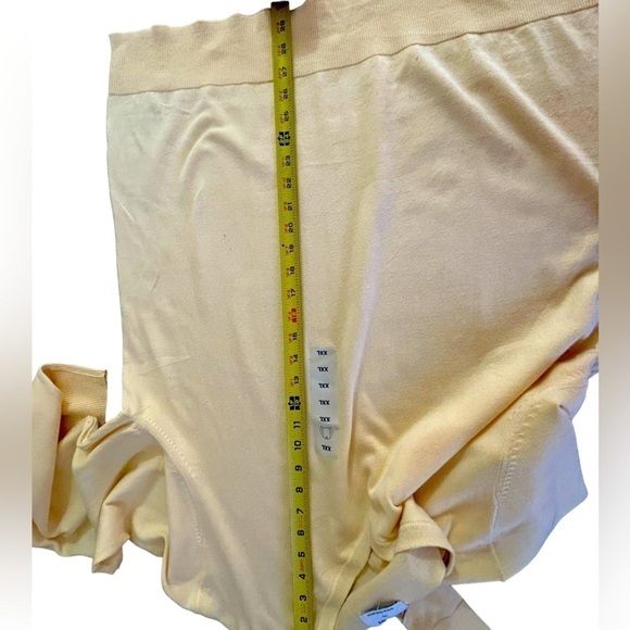 Old Navy Yellow Men’s Crew Neck Sweater • NWT • Size: XXL - Picture 5 of 6